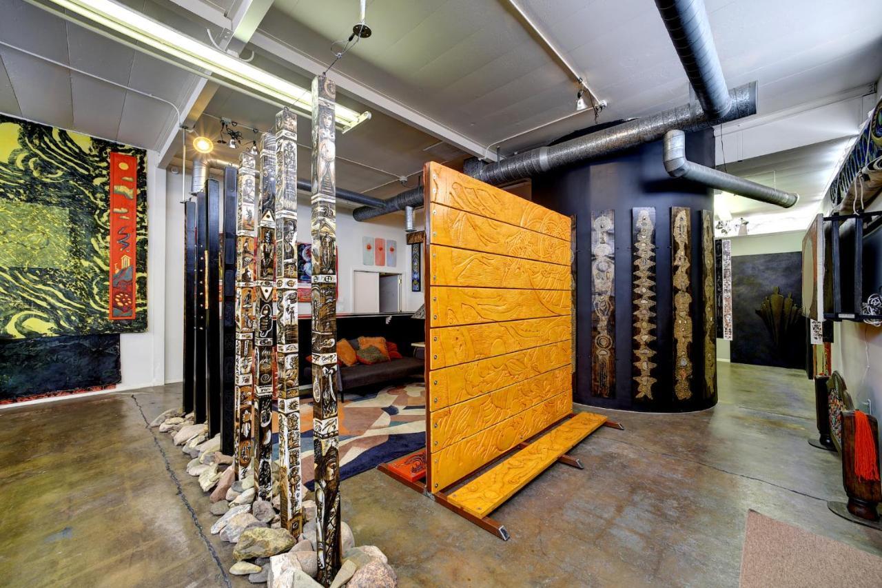 Space Castle: A 1950S Gas Station Transformed Into An Art Themed Wonderland Truth or Consequences Exterior foto